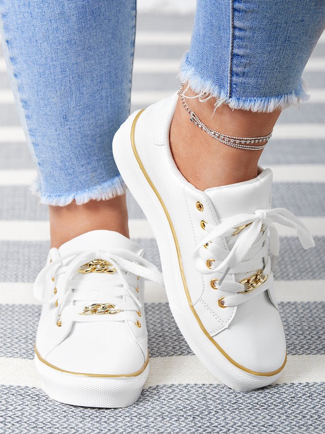 Chain Decor Lace-up Casual Skate Shoes